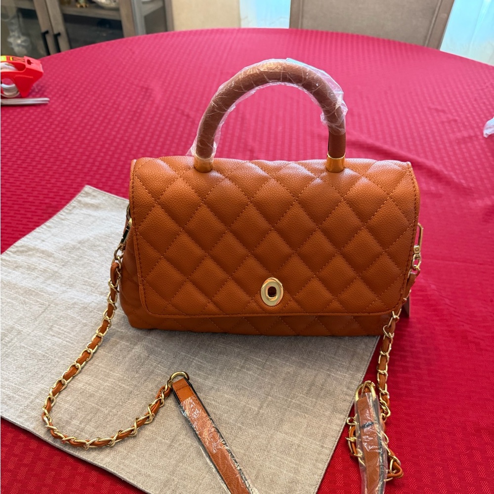 Elegant Quilted Tan Shoulder Bag